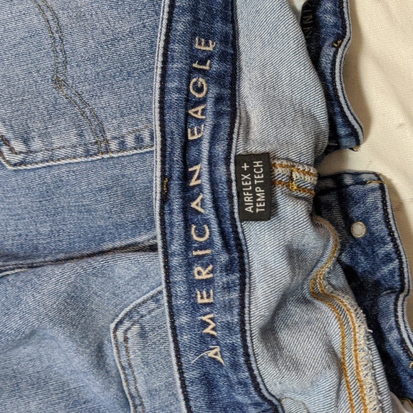 American eagle 33x32 blue ripped slim fit jeans - Picture 3 of 3